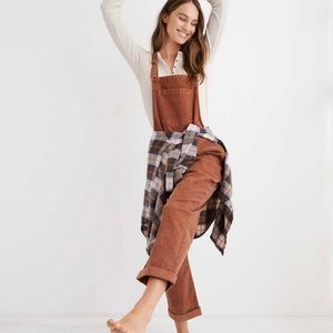 AERIE CORDUROY Overalls!